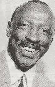Leonard Perry accomplished the unthinkable. This Chicago policeman attended  Marshall High School from 1959-63 and the All-City selection averaged 26  ppg as a junior and senior (Note: there was no 3 point