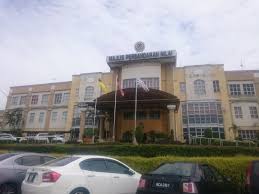 Warganegara malaysia yang terdiri daripada anak kelahiran negeri sembilan darul khusus yang berkelayakan dan berumur tidak kurang daripada 18 tahun pada tarikh tutup iklan jawatan adalah dipelawa untuk memohon mengisi kekosongan jawatan seperti di bawah di majlis perbandaran nilai. Majlis Perbandaran Nilai Di Bandar Nilai