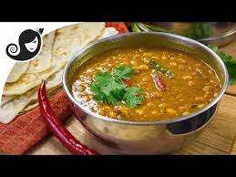Traditional White Bean Curry That Is Served With The Mauritian Roti A Popular Street Food In Mauritius Vegan Recipes Beans Curry Recipes