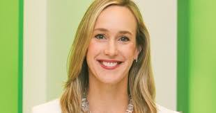 Stacey Turner's Instagram, Twitter & Facebook