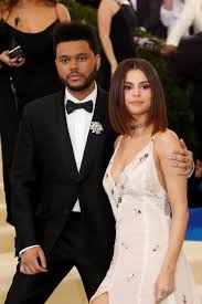 The weeknd's rockin' is a ravey, club song detailing a carefree relationship with absolutely no strings attached. The Weeknd Starportrat News Bilder Gala De