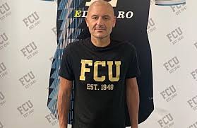 Pentru celelalte doua capete, acelea de a nu mai folosi numele fc universitatea craiova si sigla. ReacÈ›ia Lui Mititelu Nu S A LÄƒsat AÈ™teptatÄƒ DupÄƒ Decizia InstanÈ›ei Nu Am Pierdut Niciun Proces