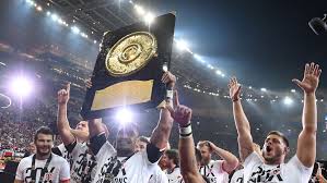 Le samedi 29 mai au stade de france, l'asm remportait pour la première fois le bouclier de brennus. Top 14 Toulouse Et Kolbe A L Honneur A La Nuit Du Rugby L Express