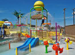 Choosing the Right Aquatic Play Structure for Your Park - Splashtacular