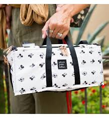 One of disney's most beloved characters comes to life with our exclusive winnie the pooh diaper bag and accessories collection. Petunia Pickle Bottom X Disney Mickey Mouse Inter Mix System Deluxe Kit 40 Gifts For The Disney Loving Moms In Your Life Popsugar Family Photo 22