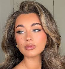 GOLD COAST MAKEUP ARTIST (@siennawardmua) • Instagram photos and videos