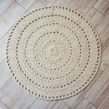 Hooked of wool by artisans in india, the spectrum collection features vibrant color and texture. 89 Makramee Teppich Ideas Diy Rug Rugs Crochet Rug