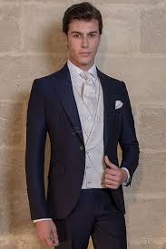 Abiti da sposa torino abito da sposo torino abiti da cerimonia … abiti eleganti grigio perla | theburtonteam this entry was posted in 2017 and tagged abiti da sera grigio perla abiti eleganti grigio perla … Vestito Blu Da Cerimonia Uomo Con Gilet Damascato Grigio Perla Completo Da Uomo Vestito Blu Abiti Da Sposa Grigio