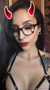 Lucy🌹 on X: Carla Rose Black🔥 t.coPJC3nfwdUG  X