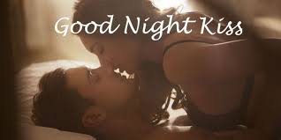 Good Night Kiss Couple Images Pictures Romantic Good Night Good Night Kiss Couple Good Night Love Images