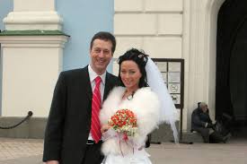 Laura kuenssberg, arrival laura juliet kuenssberg is a british journalist, that works on bbc news, as a literary editor. Es7cz7hohdbi M