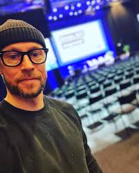 LETS COOPORATE. I Stockholm i dagarna två. Blir skoj. Sen att legender så  som Dan Lindgren Gunnar Bringeland Martin Einwächter Jakob Viberg Pär Klang  mfl är på plats är ju som grädde