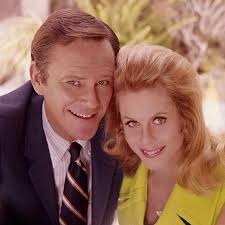 HAPPY 60th BIRTHDAY, JULIE & TAMAR YOUNG! The Young twins played the role  of Tabatha from Season Two's "Baby's First Paragraph" throughout the rest  of the Second Season. Tamar was Regional Director