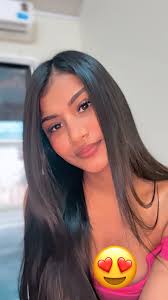Long hair cutie from Guyana Shivanie Ramnarine ❤️🇬🇾❤️