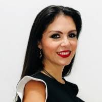 Karen Lomeli's Instagram, Twitter & Facebook