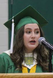 Seniors earn diplomas