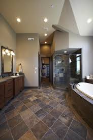 Tile is often the most used material in the bathroom, so choosing the right one is an easy way to kick up your bathroom's style. Einladend Fliesen Leicht Pflegen Schiefer Sind Und Wirken Wohnlich Www Schiefer Fliesen Sind Slate Bathroom Tile Slate Bathroom Bathroom Floor Tiles