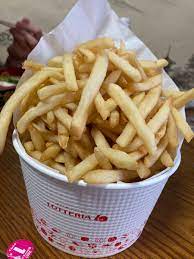 リヴァイ・アッカーマン (levi ackermann)は進撃の巨人に登場する架空の人物。 調査兵団の兵士長。人類最強の兵士として知られ、その実力は1人で1個旅団並の戦力とも噂される。 冷徹かつ無愛想。現実主義で口調も辛辣。 ãƒã‚±ãƒ„ãƒãƒ†ãƒˆ Hashtag On Twitter