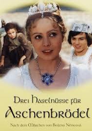 Ich wünsche euch allen wunderschöne weihnachten und einen guten rutsch ins jahr 2014 und 2. Drei Haselnusse Fur Aschenbrodel Cineplex Gruppe