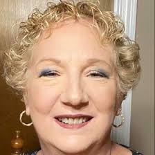 Cheryl Stowe (tchoosiermoma)