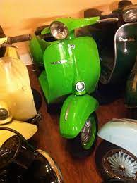 Vespa V50 Ral 6018 Gelbgrun Vespa Vespa V50 Lackierung