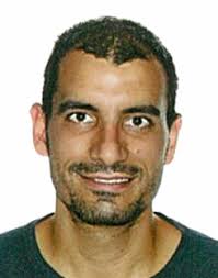 Invasive strategy and frailty in very elderly patients with acute coronary  syndromes