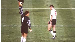 Und wieder treffen sich alle fußballfans bei „hugo (ehemalige gaststätte „kur. Feeling The Pressure 6 Of The Most Iconic World Cup Penalty Misses In The Tournament S History 90min