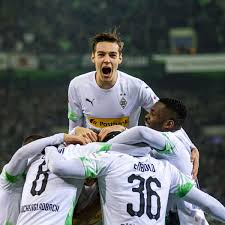 Wenn der 60ziger sein opfer nicht findet, sieht man mit 59 irgendwann aus wie mit den passenden anleitungen könnt ihr die spiele zum geburtstag geburtstag geschenk. Fc Bayern Ex Star Jetzt Bei Gladbach Er Weiss Warum Alle Florian Neuhaus Jagen Fc Bayern