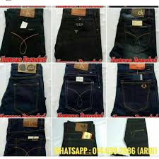 Menurut jenama tersebut, rekaan itu dikeluarkan bagi memberikan rasa selesa kepada pemakai dan akan menjadi satu trend yang kekal di pasaran. Sampaikanlah Walaupun Hanya Satu Ayat Seluar Jeans