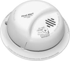 Top 5 smoke detectors 3 first alert smoke detector and carbon monoxide detector alarm.the flashing green light will inform you that something caused the alarm to trip while you. Brk Electronics First Alert Co5120bn 120v Ac Dc Hardwired With 9v Battery Backup Electrochemical Carbon Monoxide