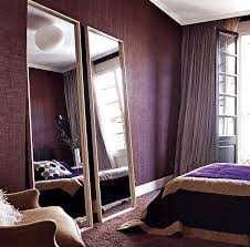 Let hgtv show you how to find the right look for your retreat. How To Decorate Your Bedroom With Mirrors 8 Tricks And 31 Example Digsdigs