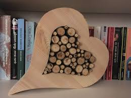 Hallo Ich Produziere In Handarbeit Arbeiten Aus Naturprodukten In Diesem Fall Ein Aus Holz Gesagtes Herz Gefullt Basteln Mit Holz Handarbeit Holz Handwerk