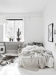 40 Minimalist Bedroom Ideas Minimalist Bedroom Decor Scandinavianhome Click On The Image For Ad Bedroom Interior Small Space Inspiration Student Apartment