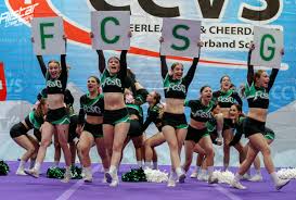 Arthur cabral erzielt das tor. Home Fcsg Cheerleader