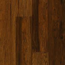 Bruce Take Home Sample American Vintage Wolf Run Oak Scraped Solid Hardwood Flooring 5 In X 7 In Ar 662621 Hardwood Floors Engineered Hardwood Flooring Bruce Hardwood Floors