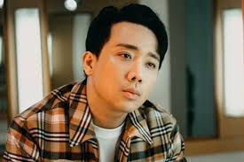 Chuyên gia truyền thông: Trấn Thành, Thủy Tiên, Đàm Vĩnh Hưng tự cho rằng  mình đúng, và họ nên nhận sai trước công chúng