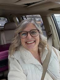 Philadelphia welcomed me home last night with family, hugs, and so much  joy. 💛 Today I'm driving through the Brandywine Valley, surrounded by  childhood memories and familiar places that shaped me. Grateful