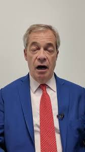 Robert Surridge's Instagram, Twitter & Facebook