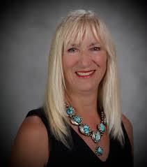 Jenna Newell's Instagram, Twitter & Facebook