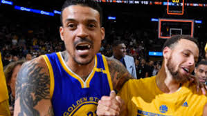 He is standing in front off matt barnes. Matt Barnes Explains Hilarious Story As To Why Steph Curry Owes Him A Smoke Article Bardown