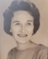 Mary Evitt's Instagram, Twitter & Facebook