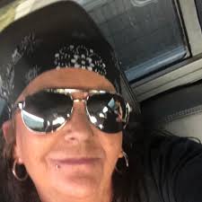 Do a little something extra for all the teachers you know in your life,  this week! 🍎