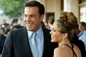 Jun 01, 2021 · ben affleck and jennifer lopez leave no doubt they're back together in cozy photos the two were spotted at wolfgang puck's new restaurant at the pendry hotel in west hollywood Ben Affleck Jennifer Lopez Gehen Sie Bereits Den Nachsten Schritt Gala De