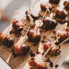 Dress to get messy because this is a hands on experience. 50 Wedding Appetizer Ideas For The Best Cocktail Hour