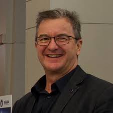 Paul Millhouse (@ptmillhouse)