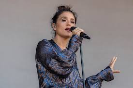 Tn:13 jessie ware & dave okumu. Cusfydzr2m Ahm