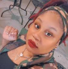 The Round Table...a Ye Ole Restaurant in the Town and Country Mall.