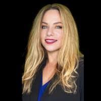 Cindy Giordano's Instagram, Twitter & Facebook