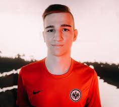 Interview mit E-Sport-Nachwuchstalent Chris Holthaus