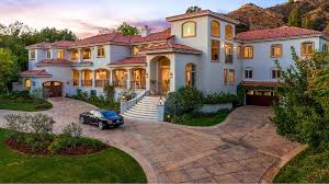 Pin By K Renee On Dream Homes In 2020 Calabasas Homes Calabasas Beverly Hills Mansion